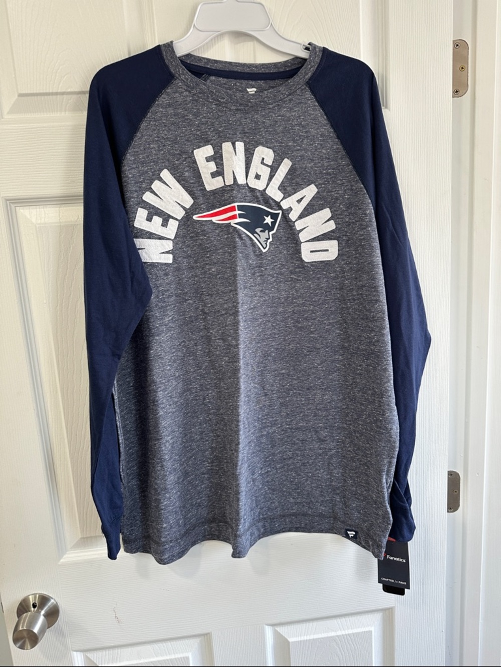 Fanatics New England Raglan Long Sleeve Shirt in Navy and Heather Gray